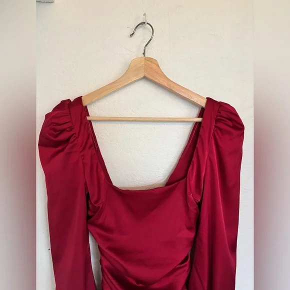 Oh Polly Red Ruched Puff Sleeve Square Neck Satin Effect Holiday Mini Dress - Picture 4 of 13